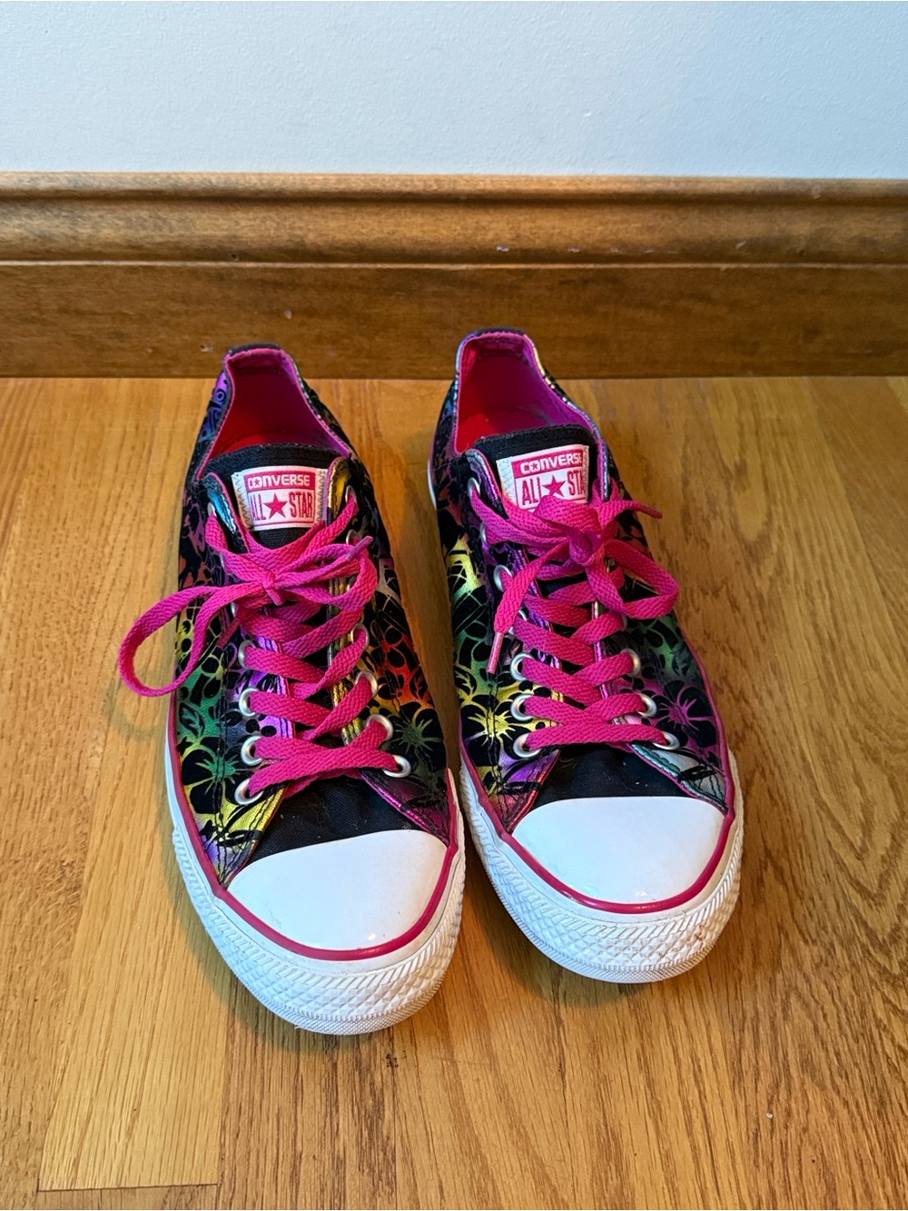 Converse Neon Metallic Floral Low Top Skateboard Sneakers Women’s Size 11